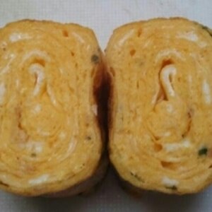 長ねぎとエノキタケ、粉チーズ入りたまご焼き